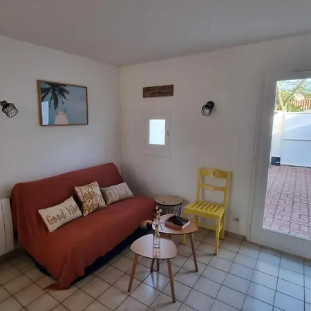 Bretignolles Cottage 別荘